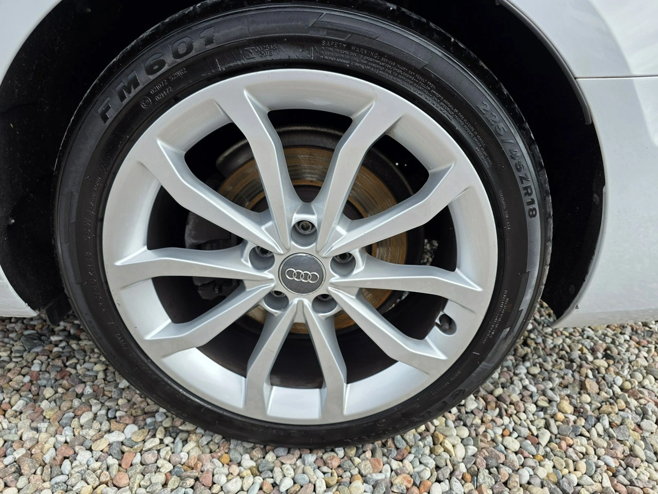 Audi A4 - Zdjęcie 2
