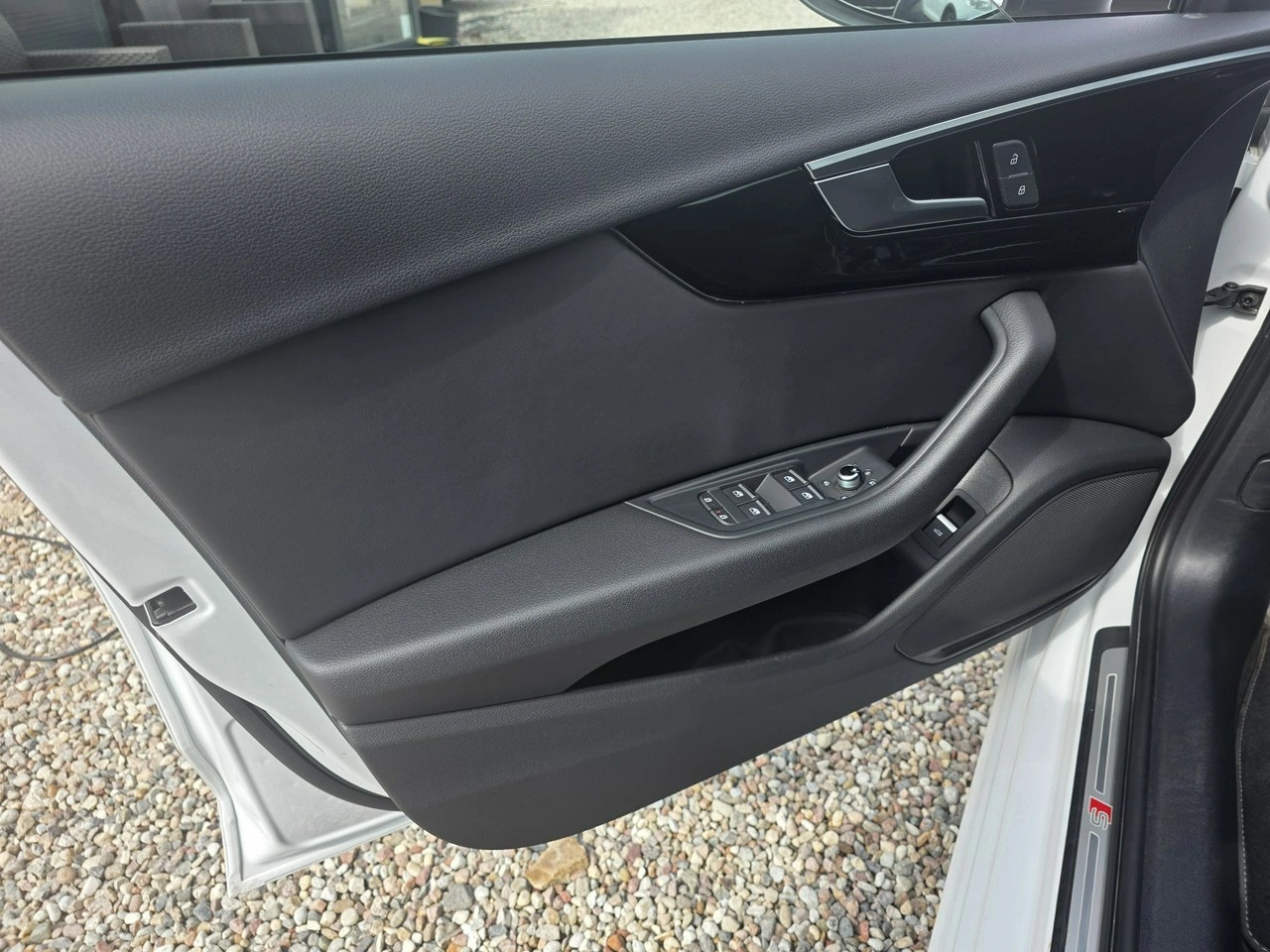 Audi A4 - Zdjęcie 20
