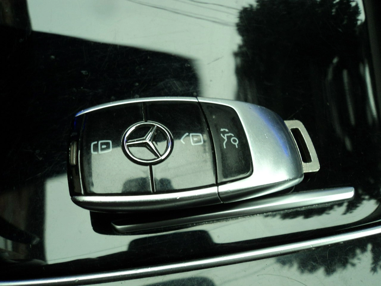 Mercedes E 220 - Zdjęcie 16