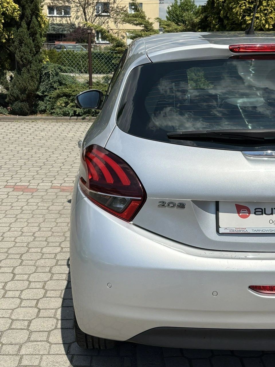 Peugeot 208 - Zdjęcie 10
