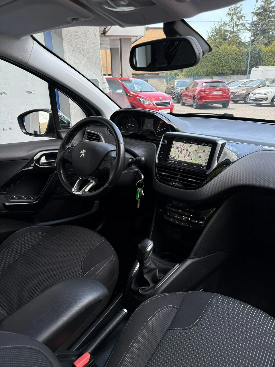 Peugeot 208 - Zdjęcie 11