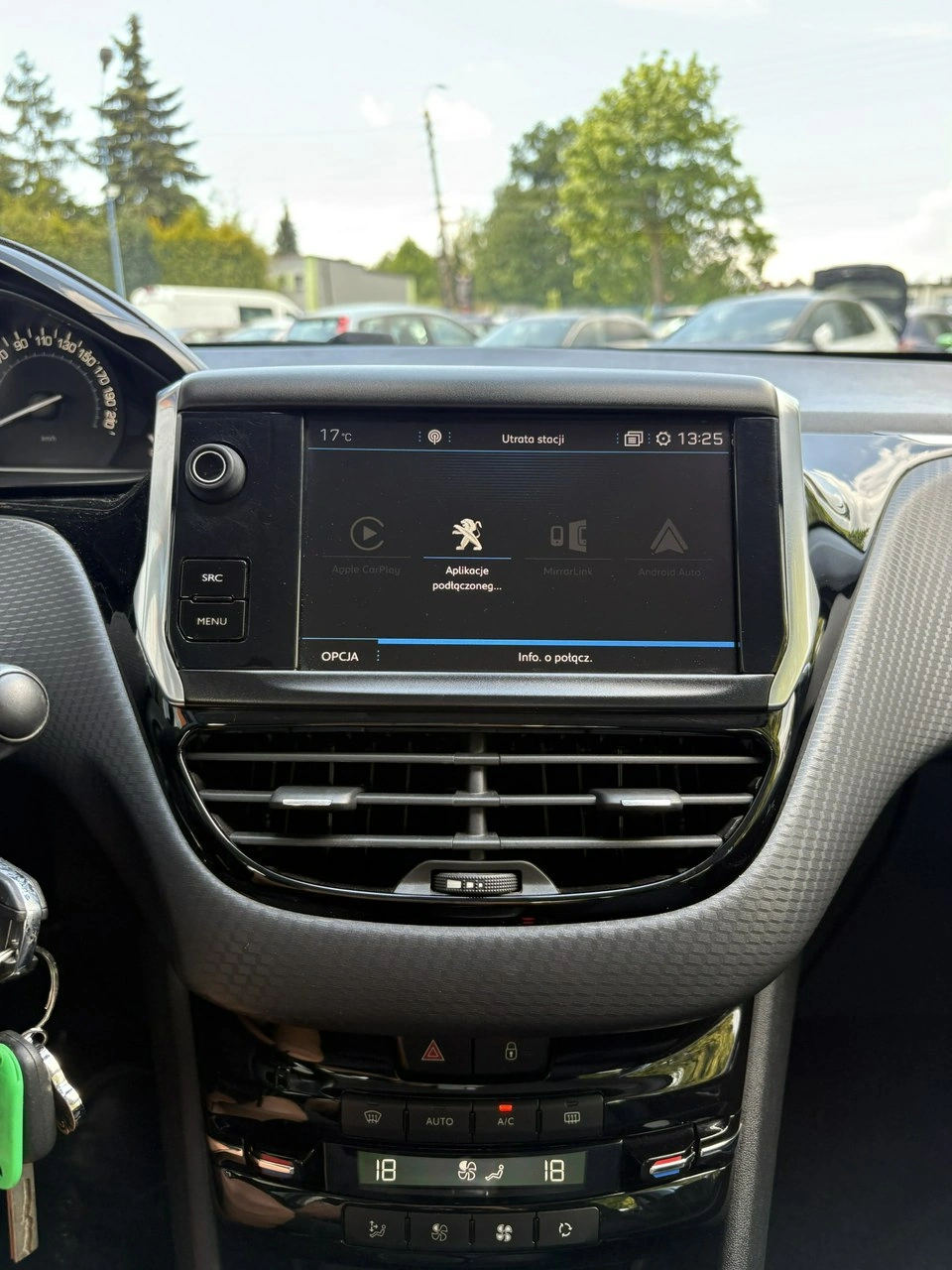 Peugeot 208 - Zdjęcie 22