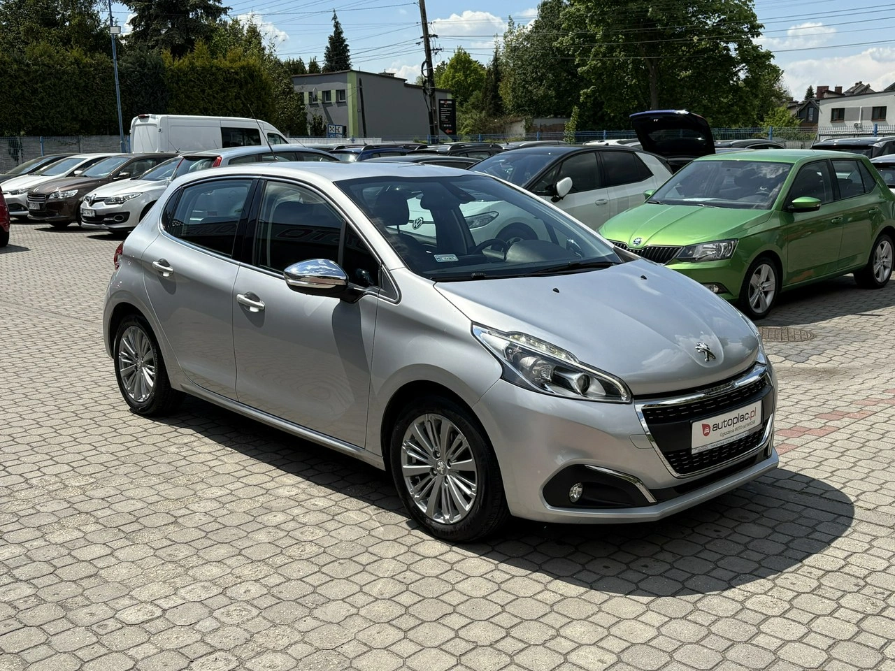Peugeot 208 - Zdjęcie 2