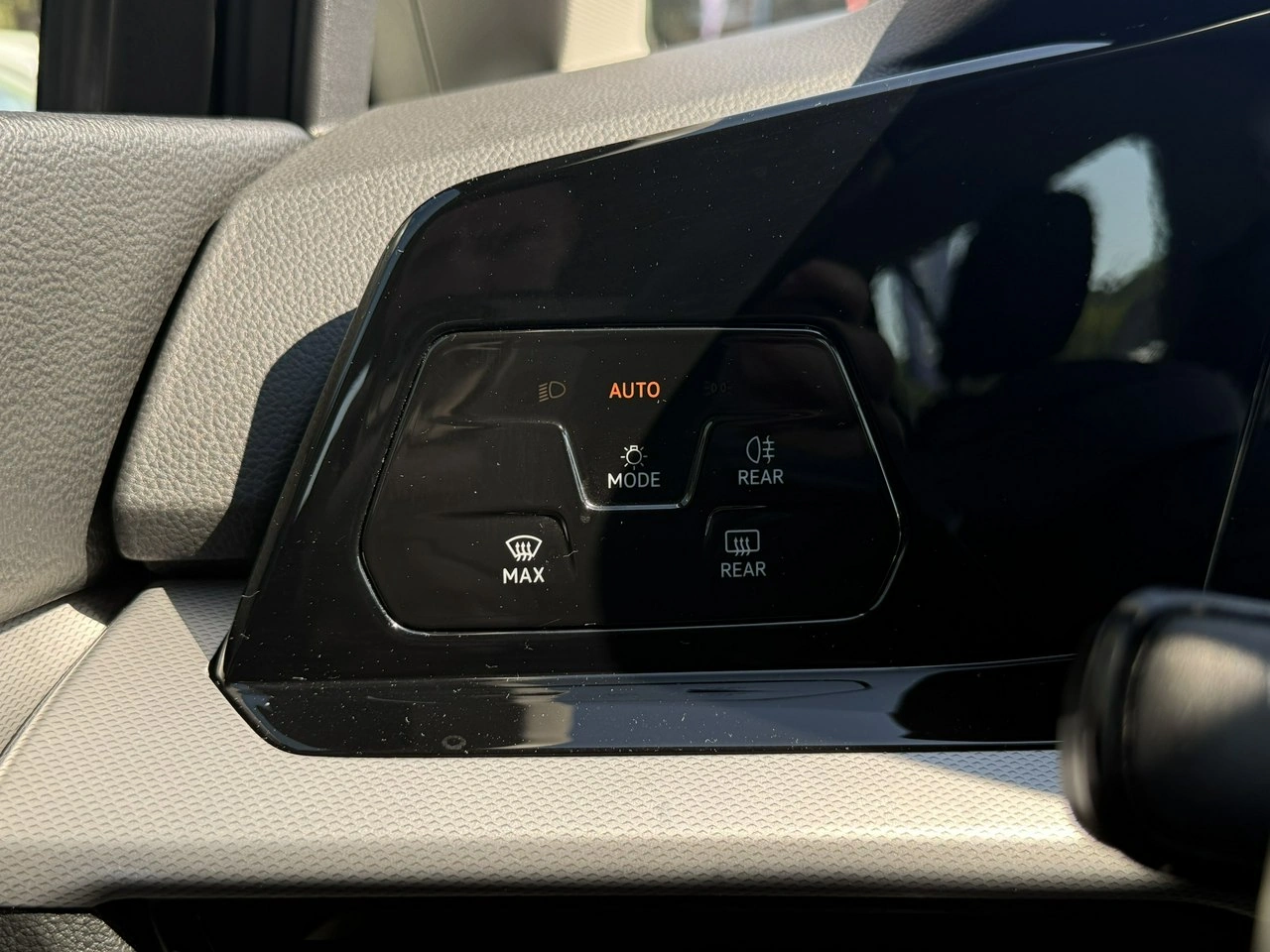 Volkswagen Golf - Zdjęcie 32
