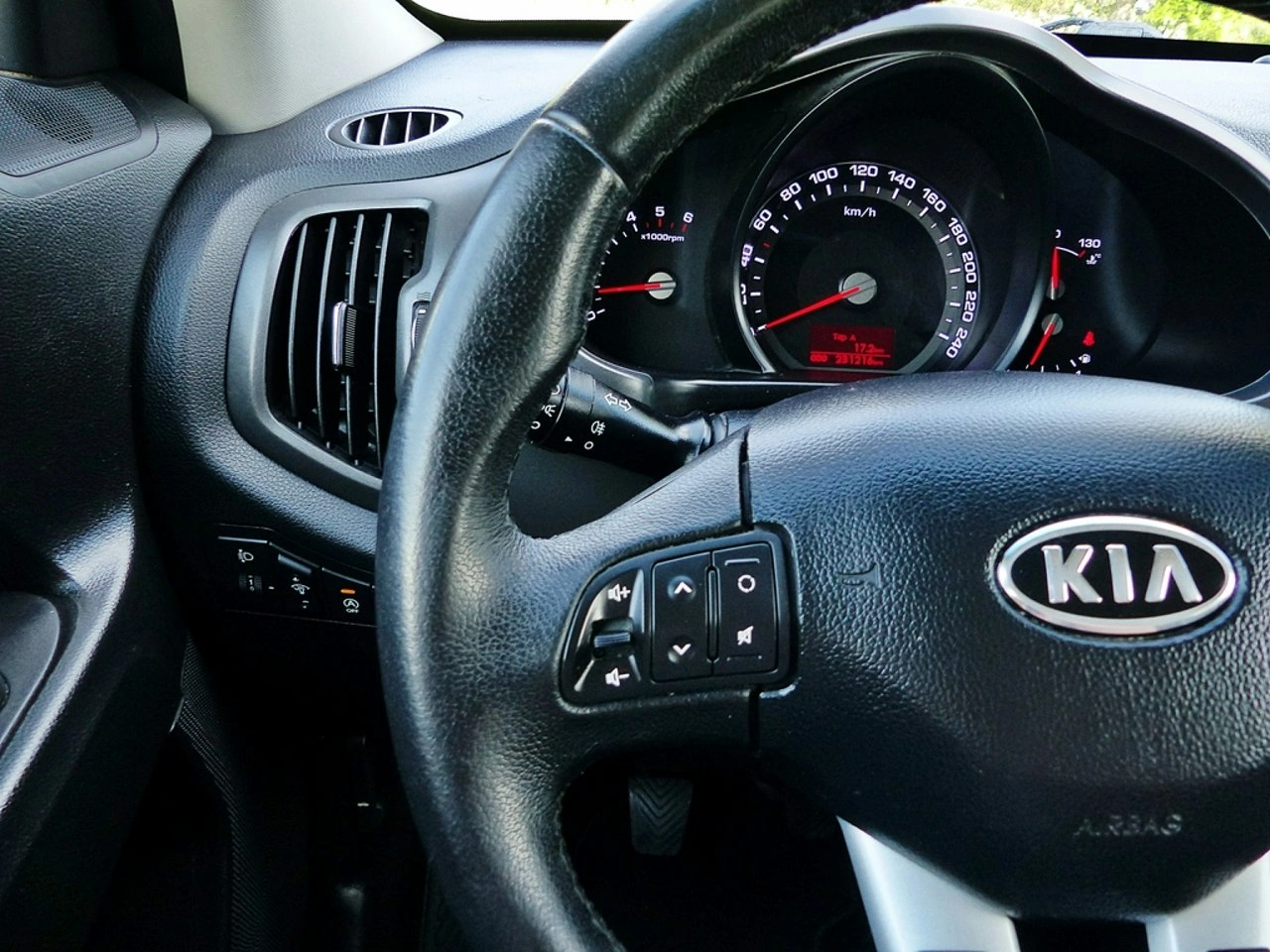 Kia Sportage - Zdjęcie 29
