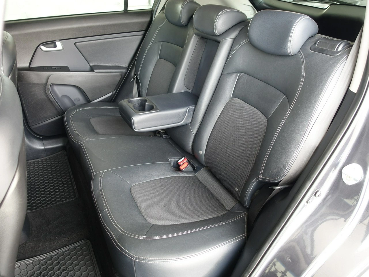 Kia Sportage - Zdjęcie 17