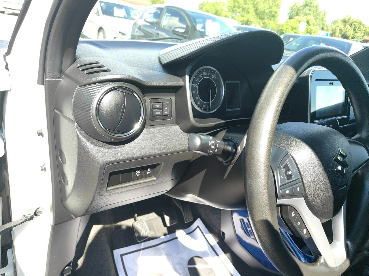 Suzuki Ignis - Zdjęcie 12