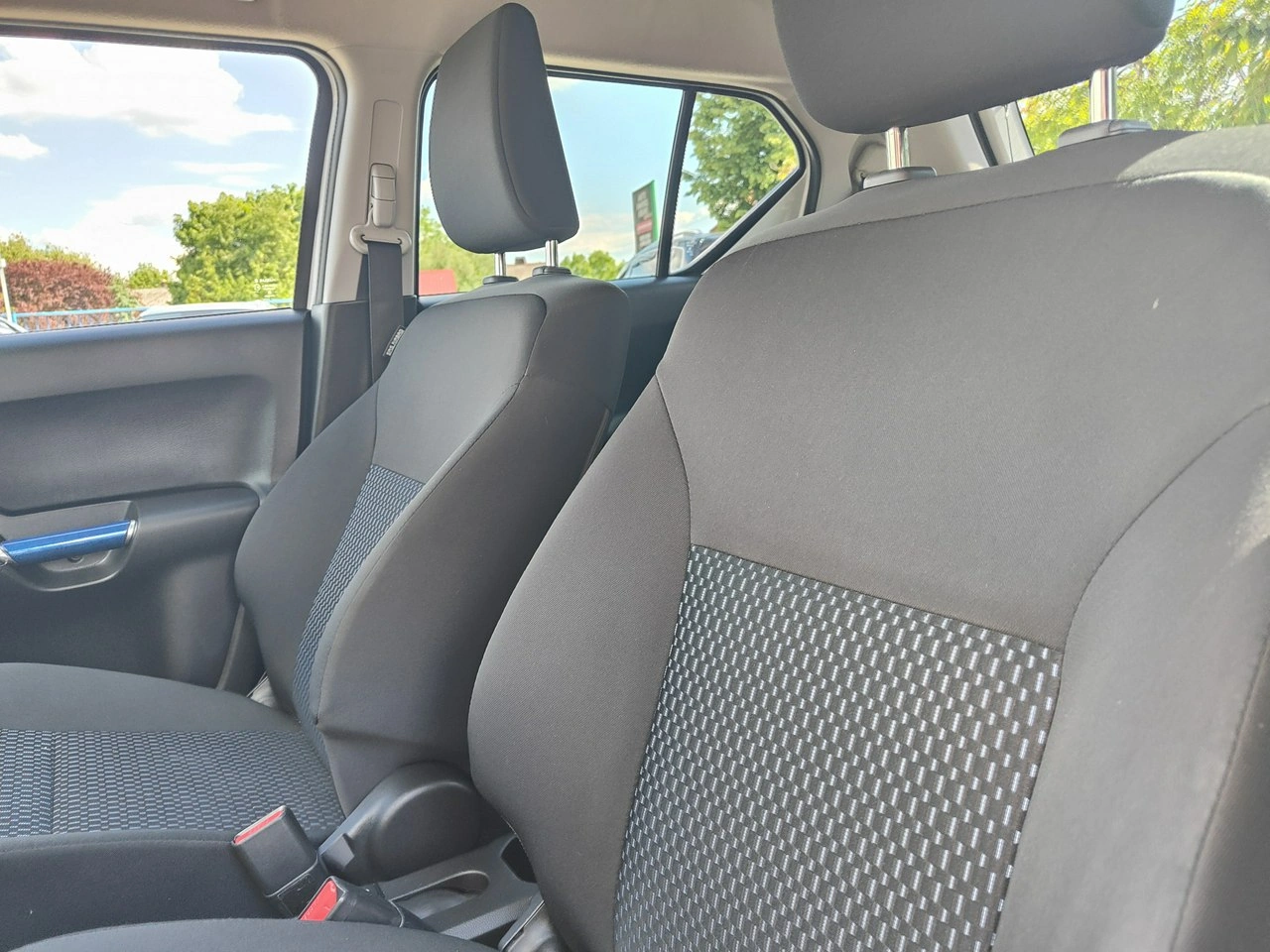 Suzuki Ignis - Zdjęcie 14