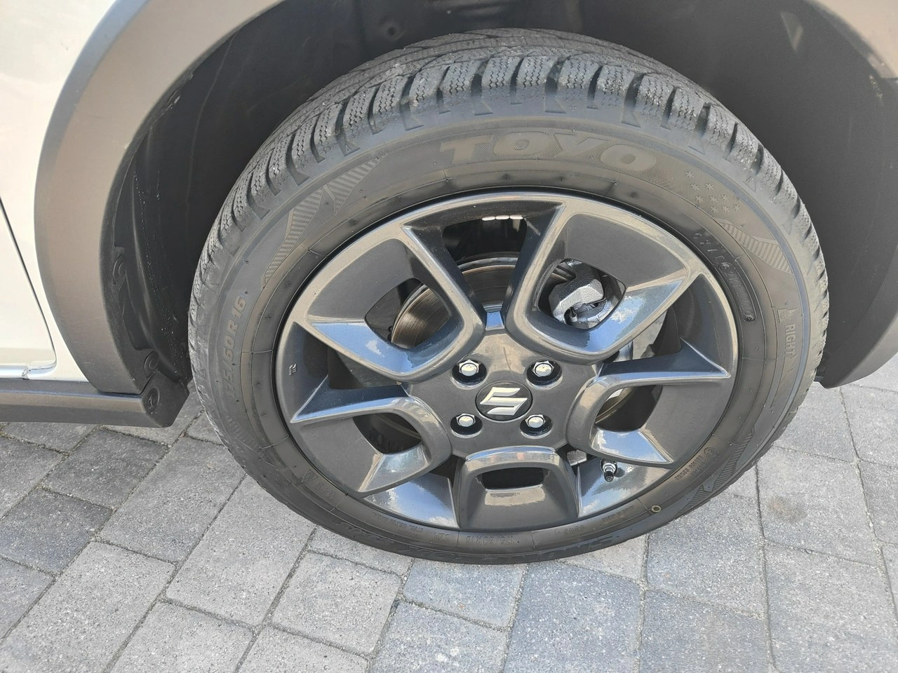 Suzuki Ignis - Zdjęcie 31