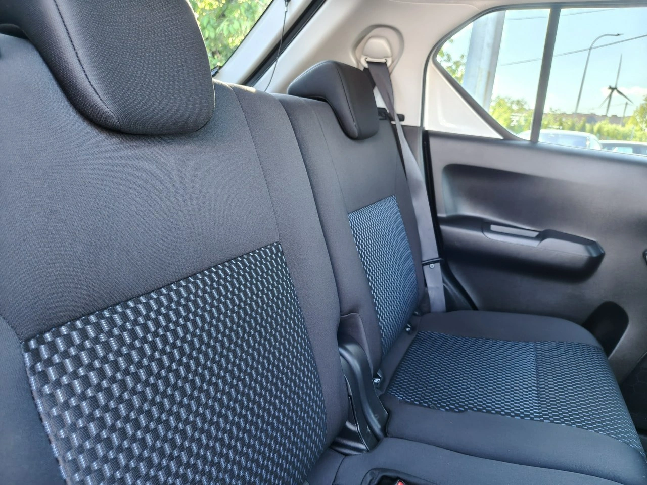 Suzuki Ignis - Zdjęcie 22