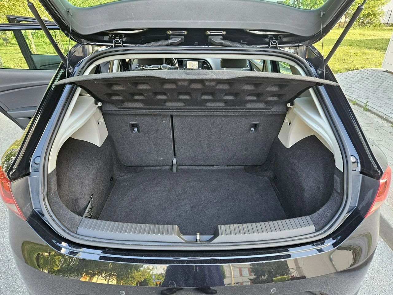 Seat Leon - Zdjęcie 21