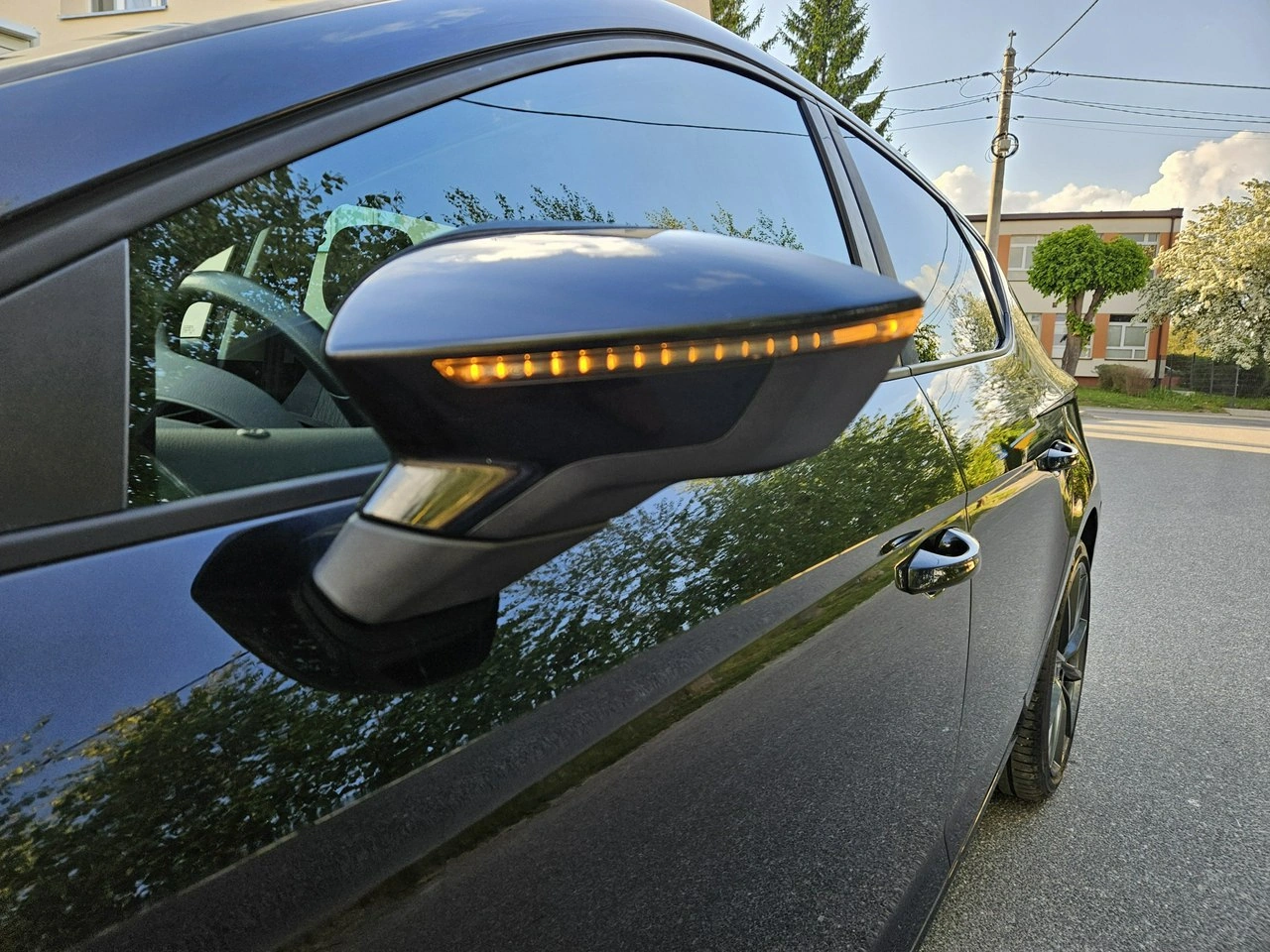 Seat Leon - Zdjęcie 24