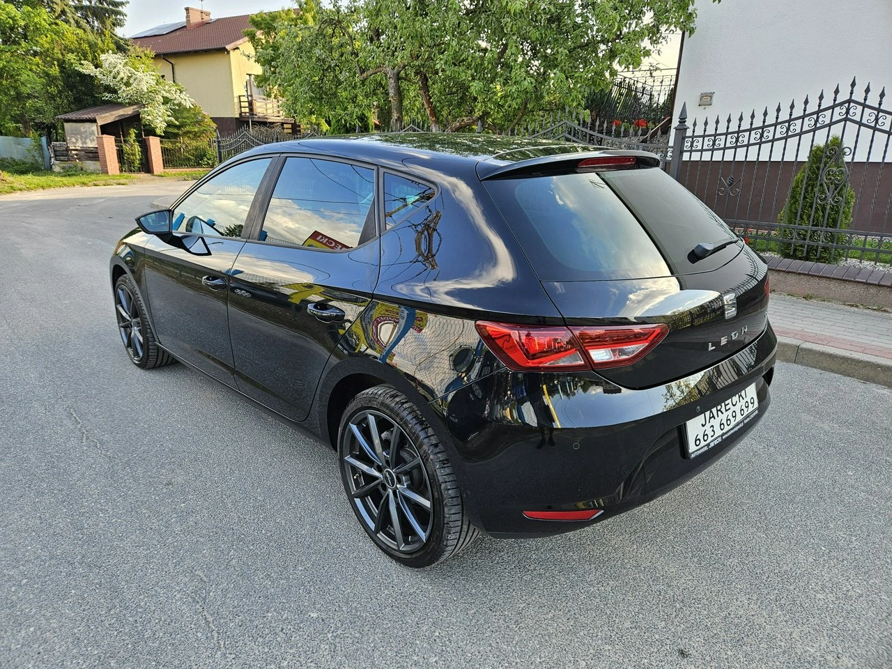 Seat Leon - Zdjęcie 4