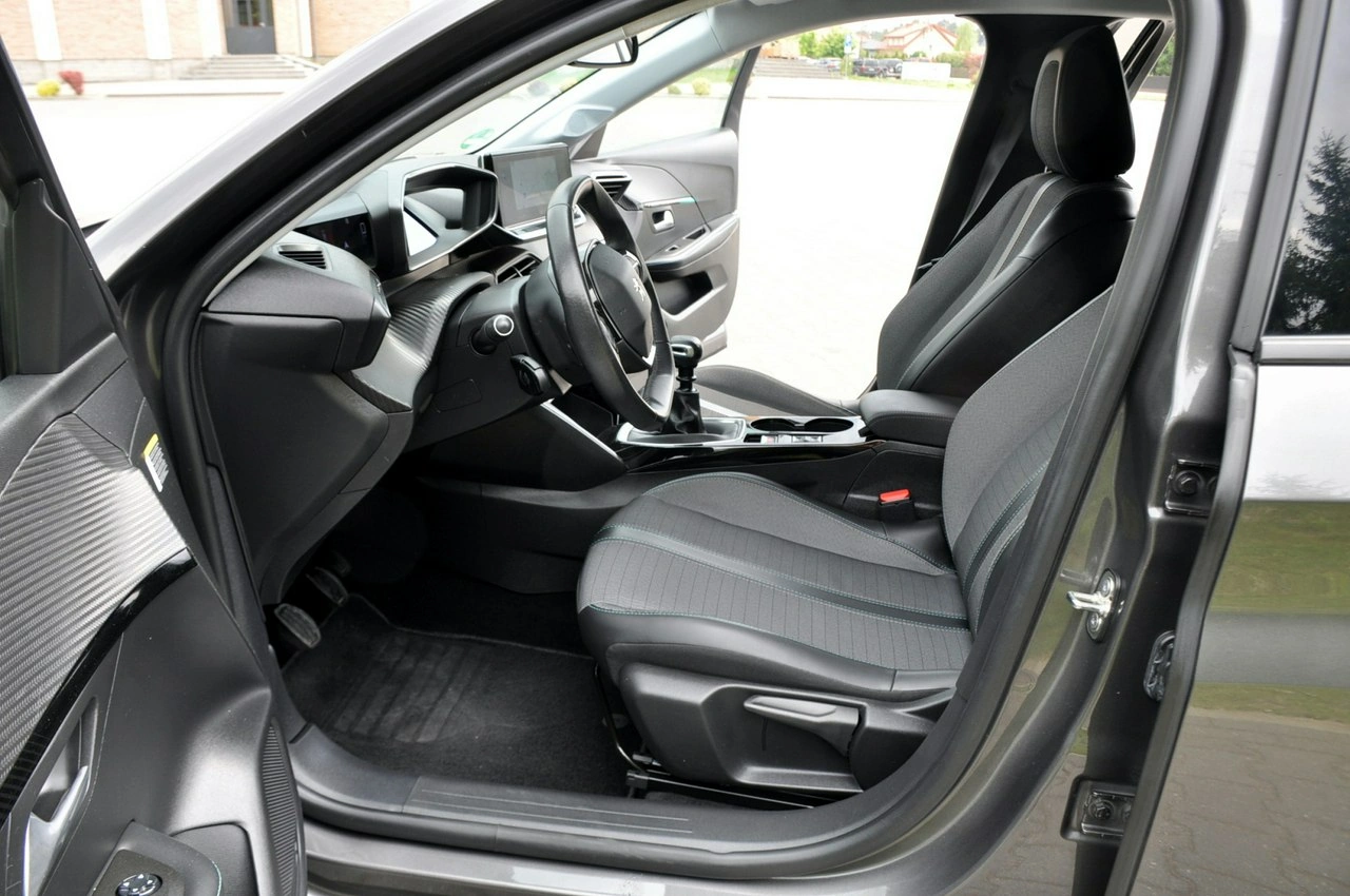 Peugeot 208 - Zdjęcie 20