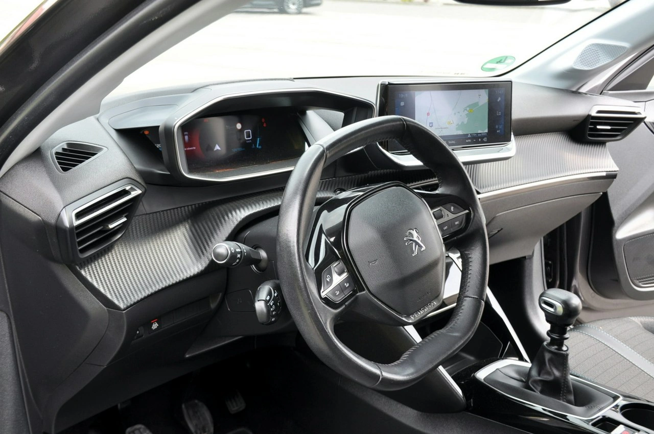 Peugeot 208 - Zdjęcie 21