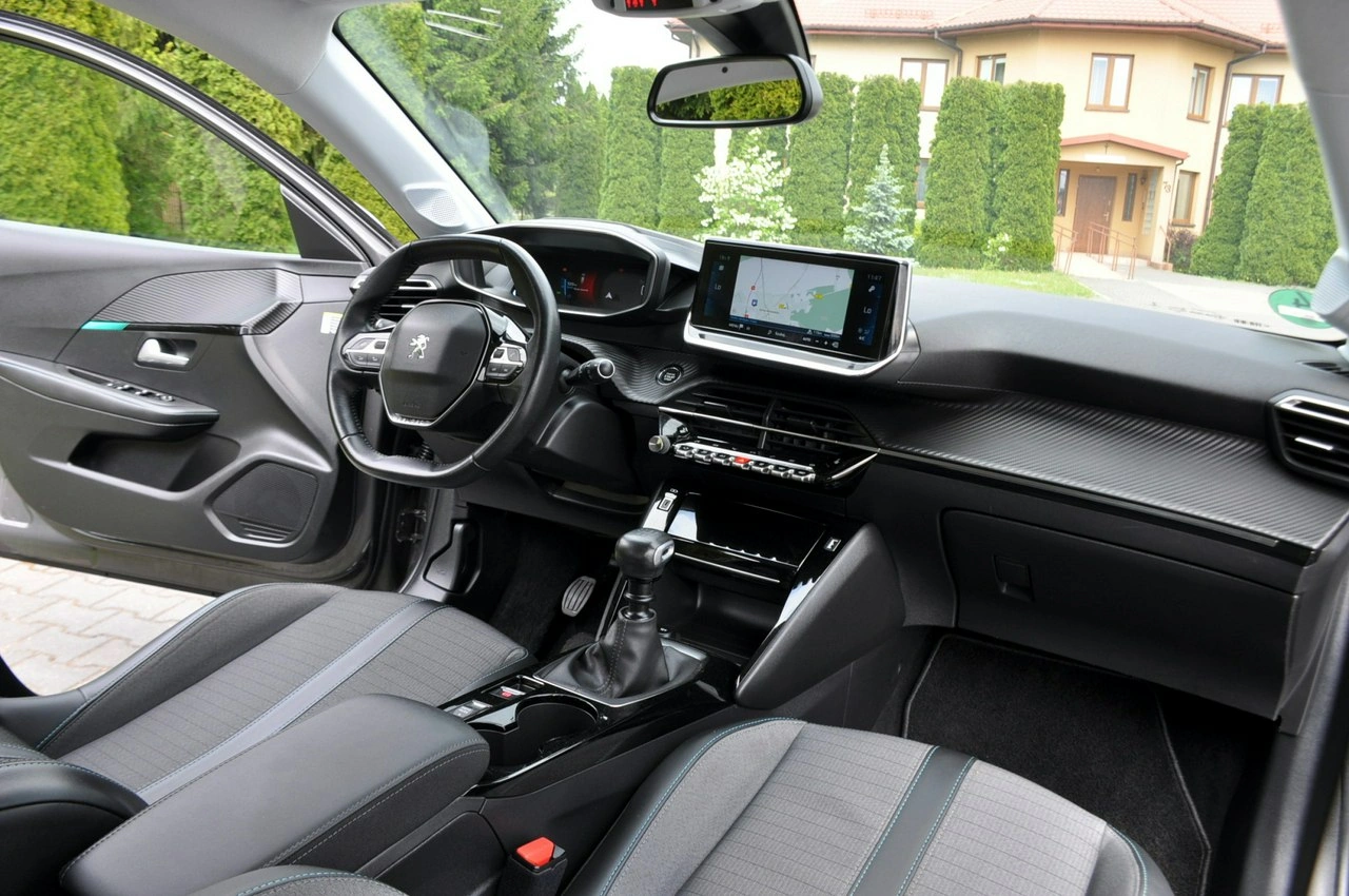 Peugeot 208 - Zdjęcie 23