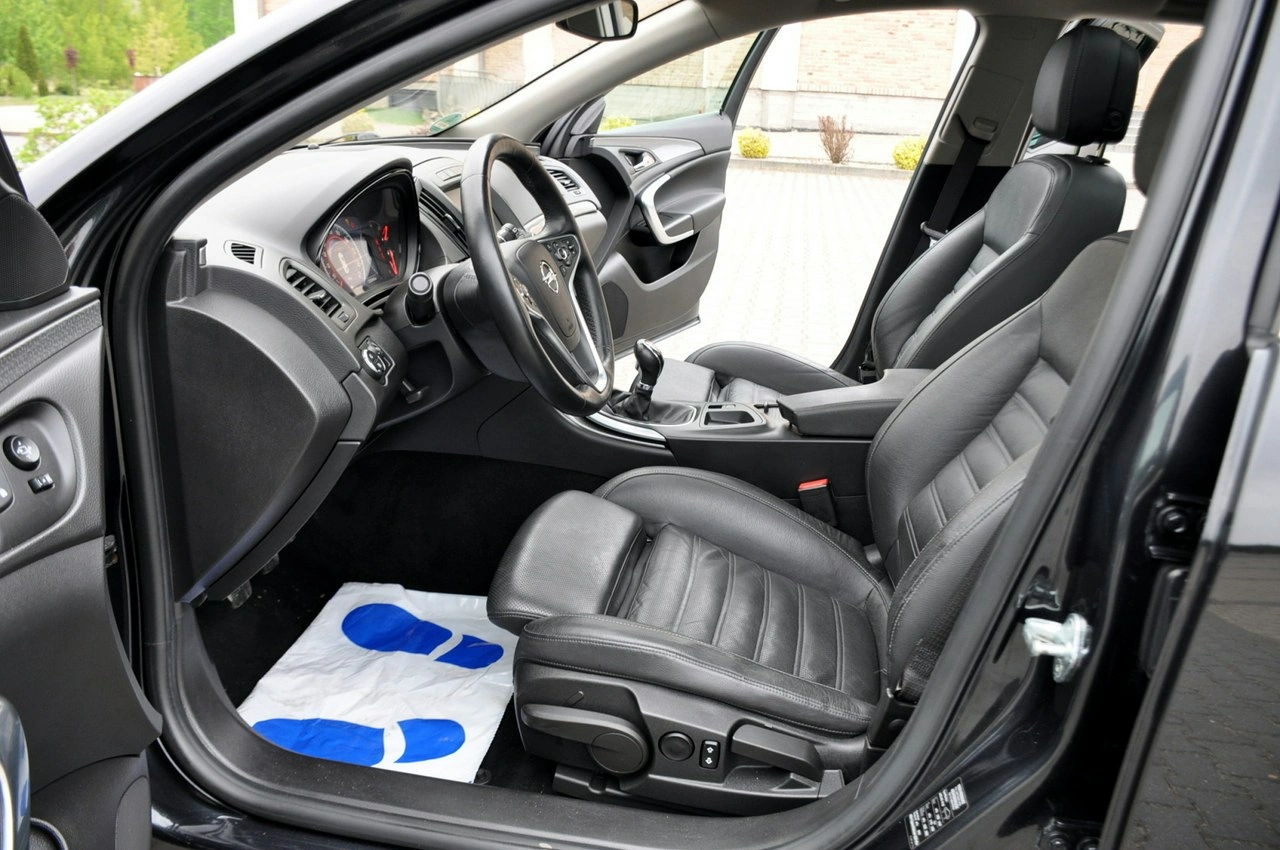 Opel Insignia - Zdjęcie 20