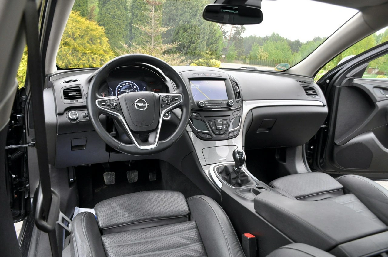 Opel Insignia - Zdjęcie 27