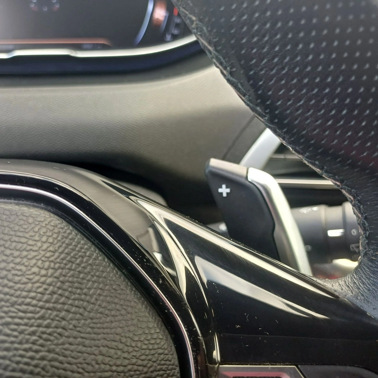 Peugeot 3008 - Zdjęcie 25