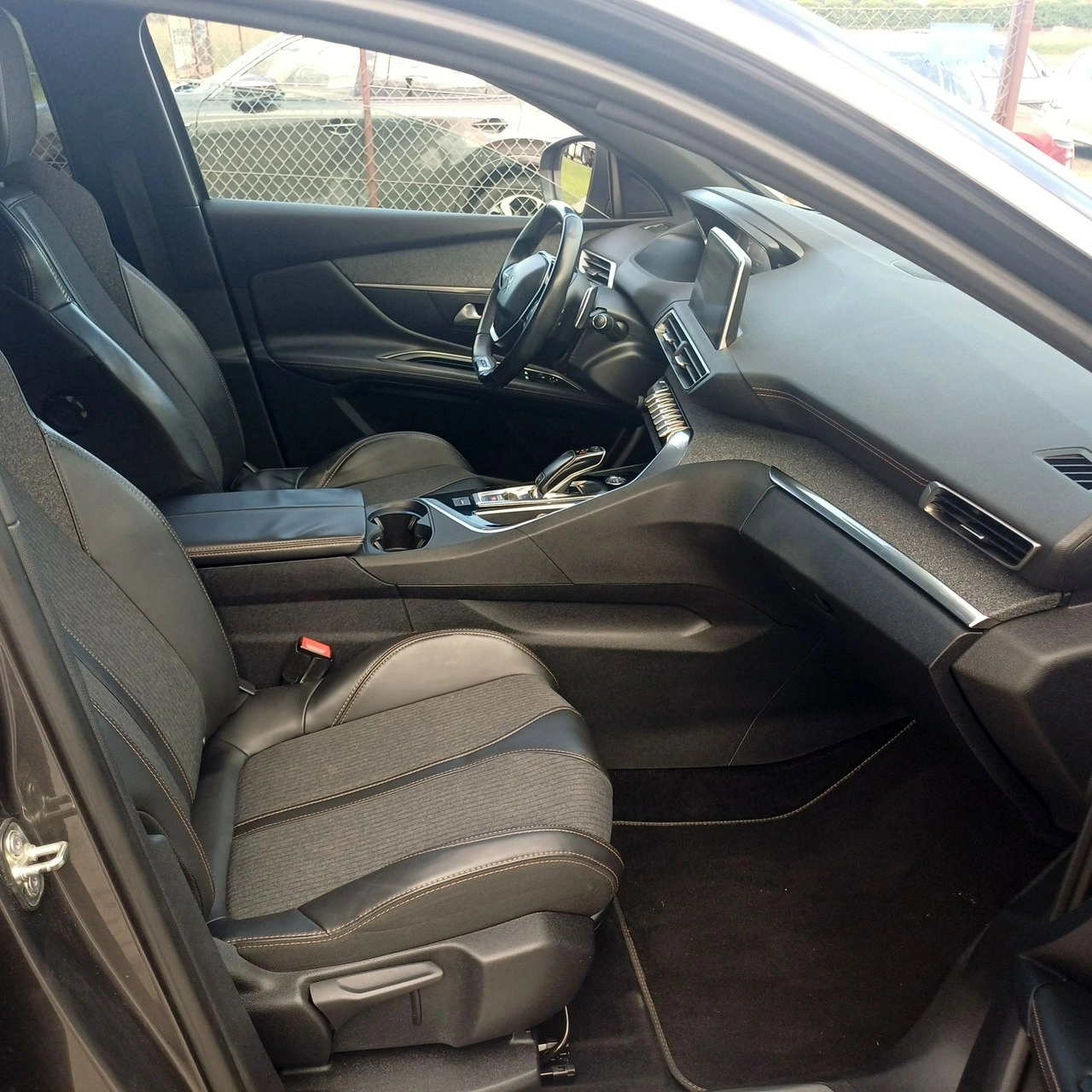 Peugeot 3008 - Zdjęcie 8