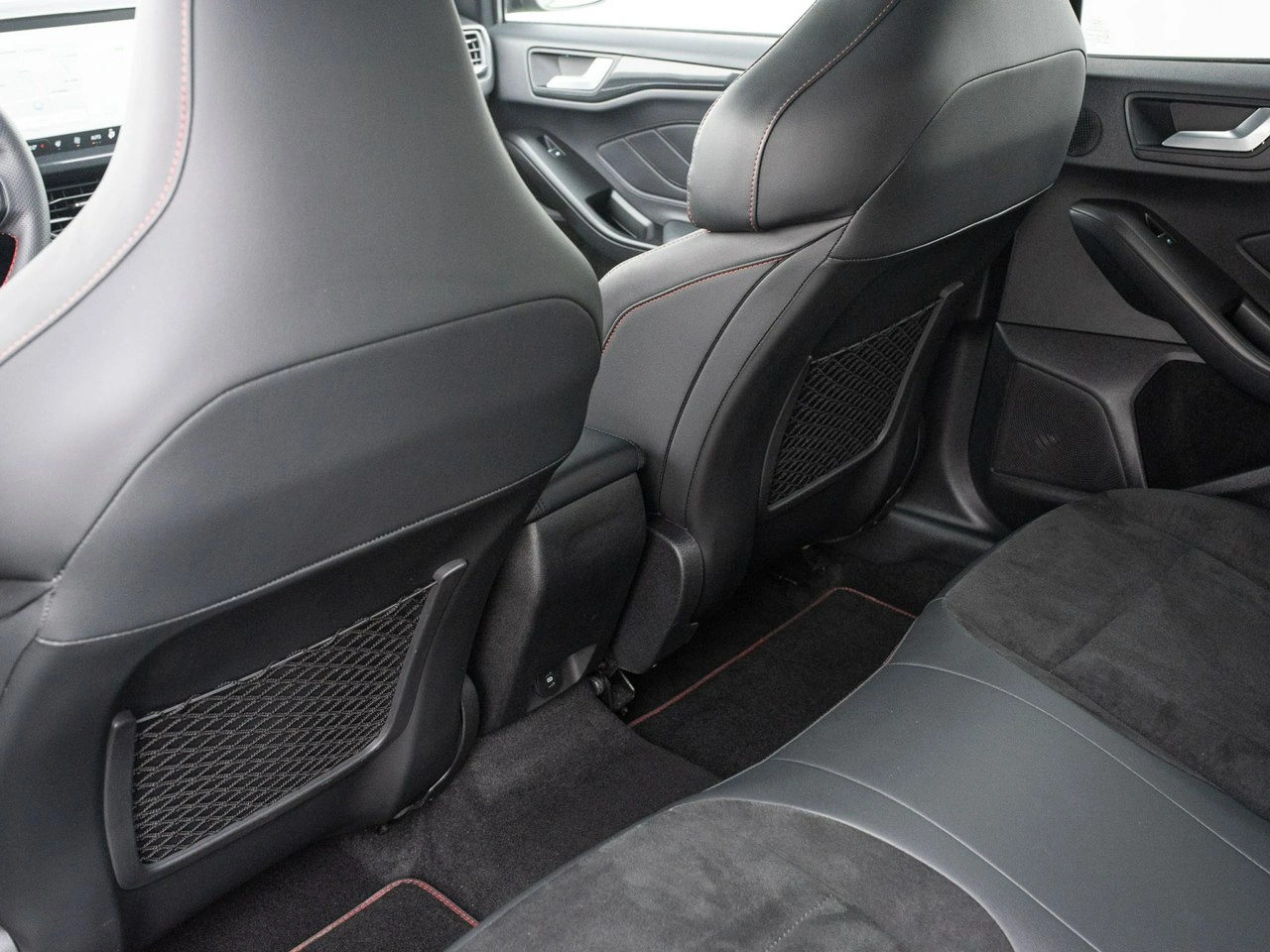 Ford Focus - Zdjęcie 24