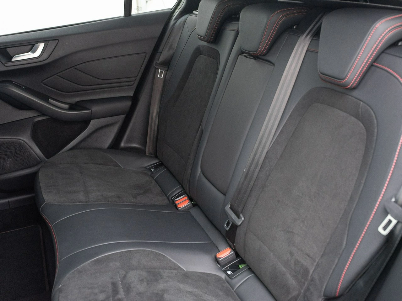 Ford Focus - Zdjęcie 25