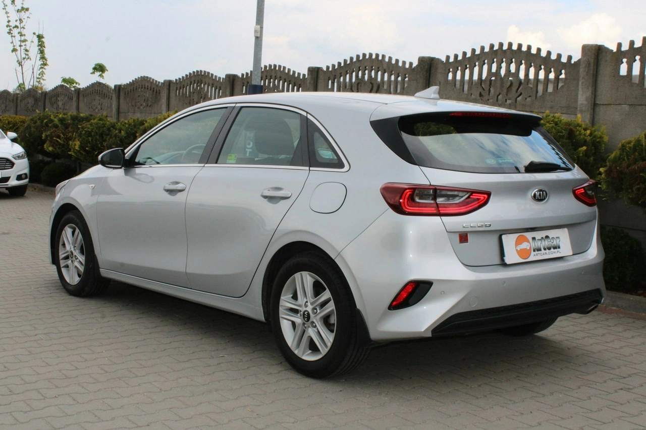 Kia Ceed - Zdjęcie 13