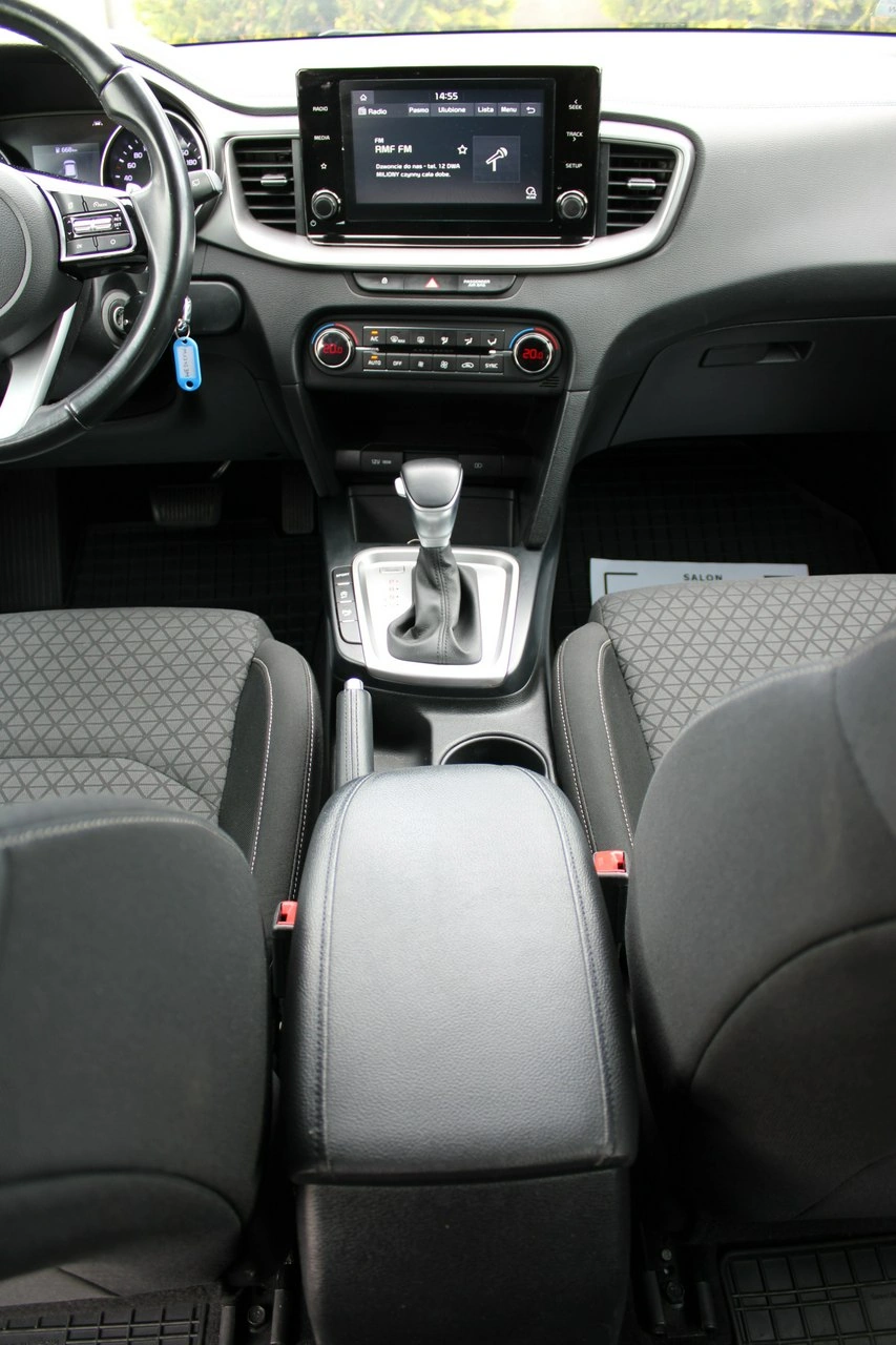 Kia Ceed - Zdjęcie 22