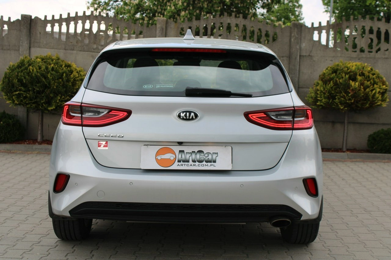 Kia Ceed - Zdjęcie 47