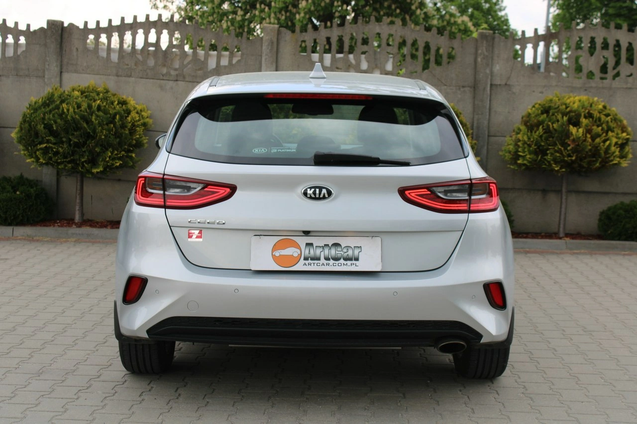 Kia Ceed - Zdjęcie 52