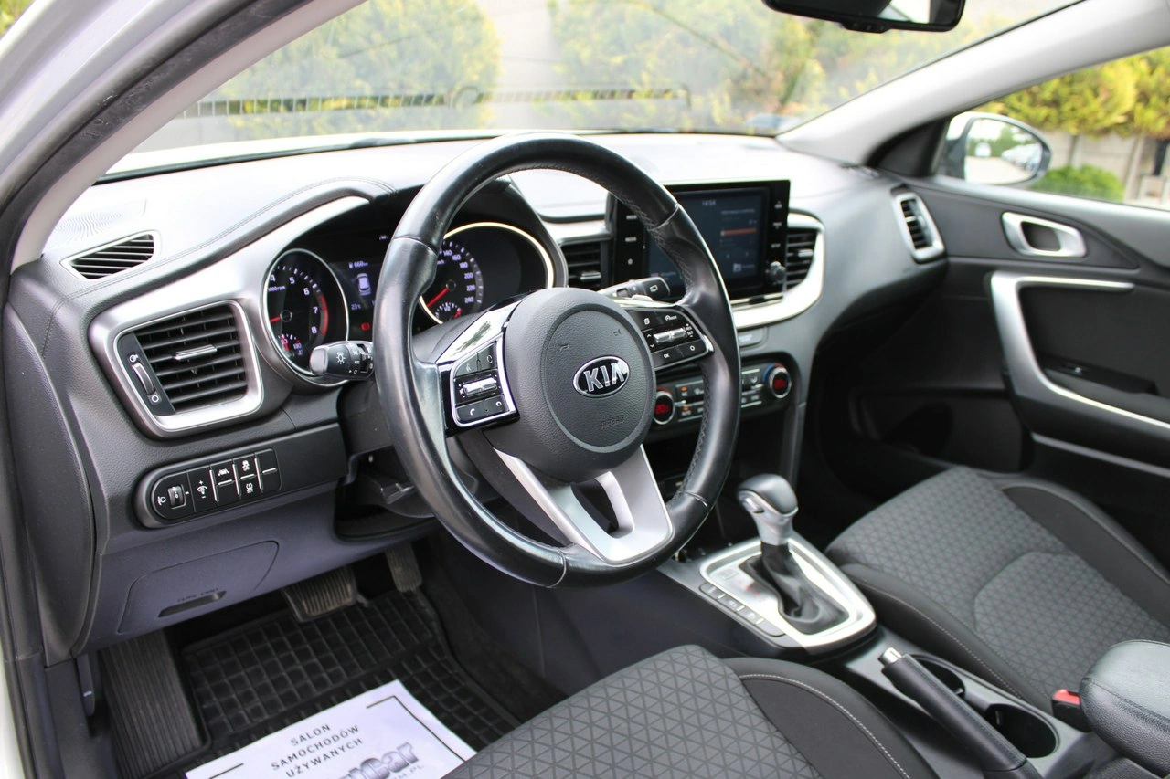 Kia Ceed - Zdjęcie 65