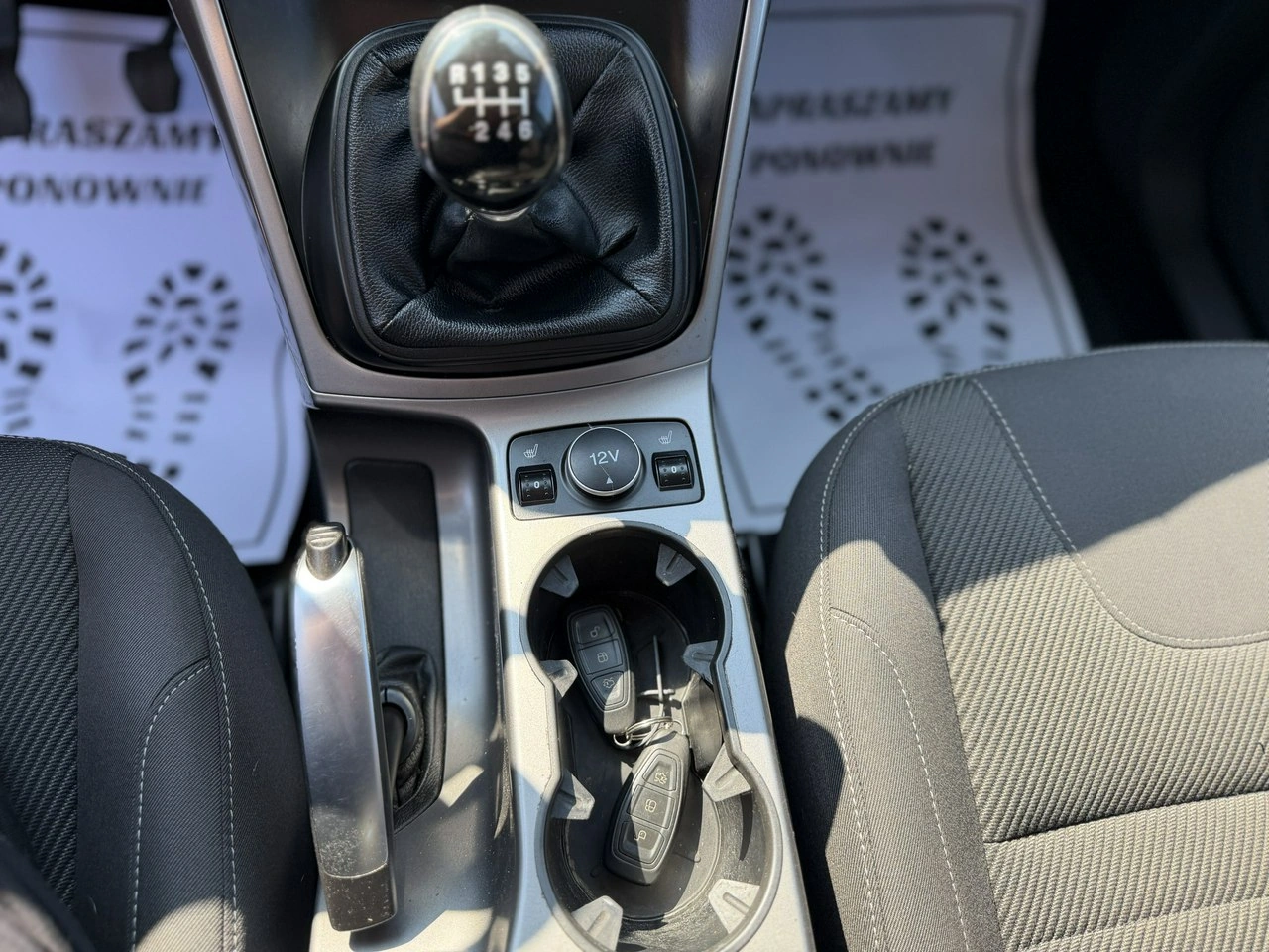 Ford Kuga - Zdjęcie 23