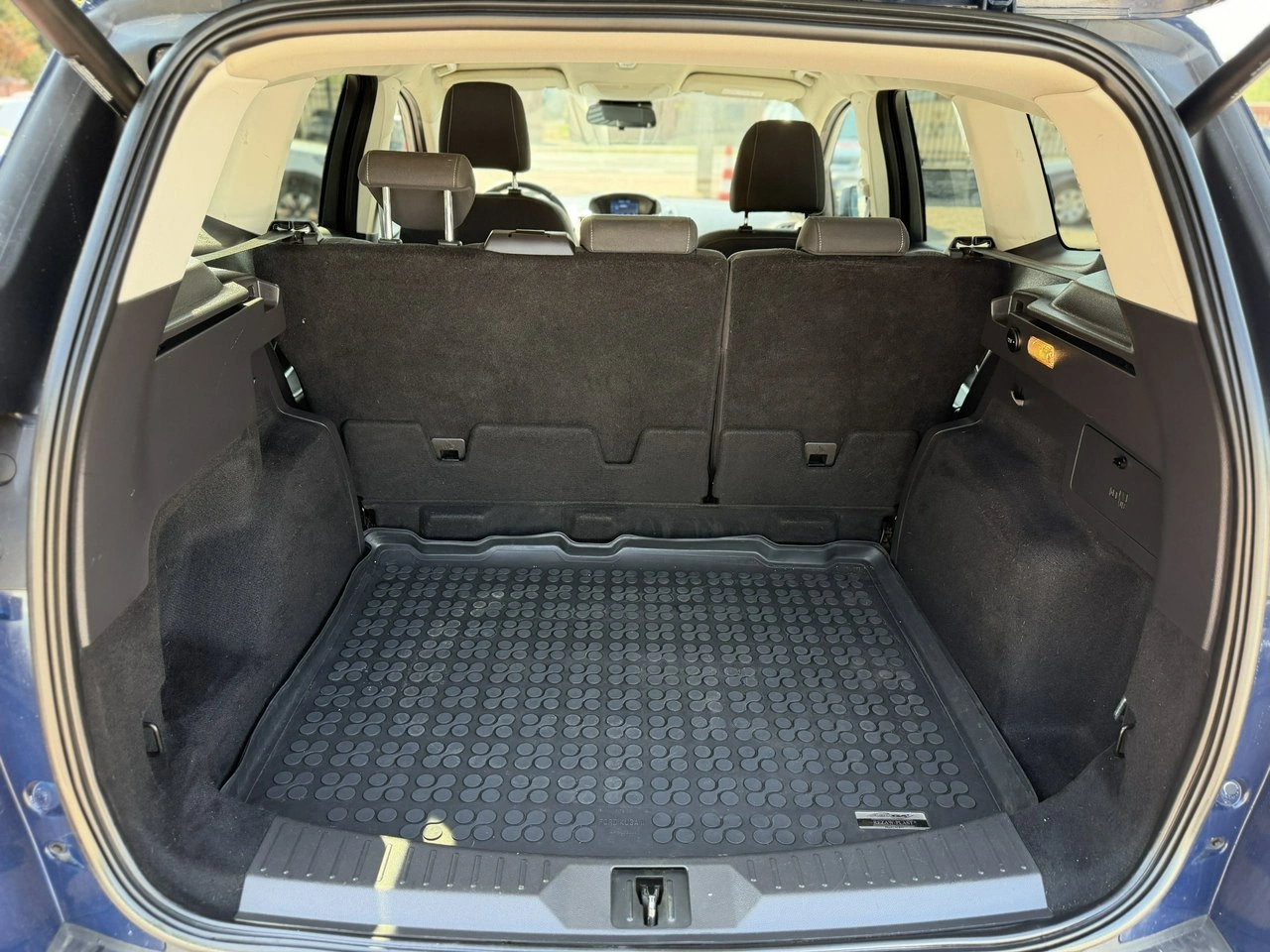 Ford Kuga - Zdjęcie 27