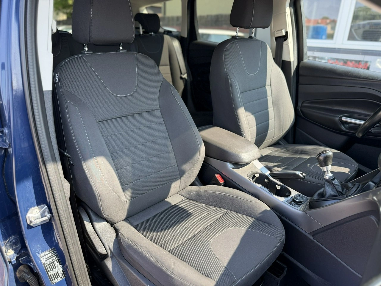 Ford Kuga - Zdjęcie 31