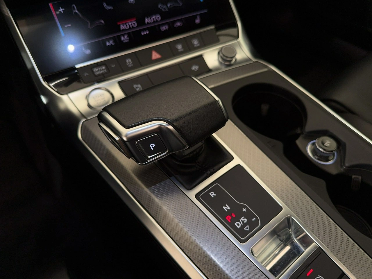 Audi A6 - Zdjęcie 29