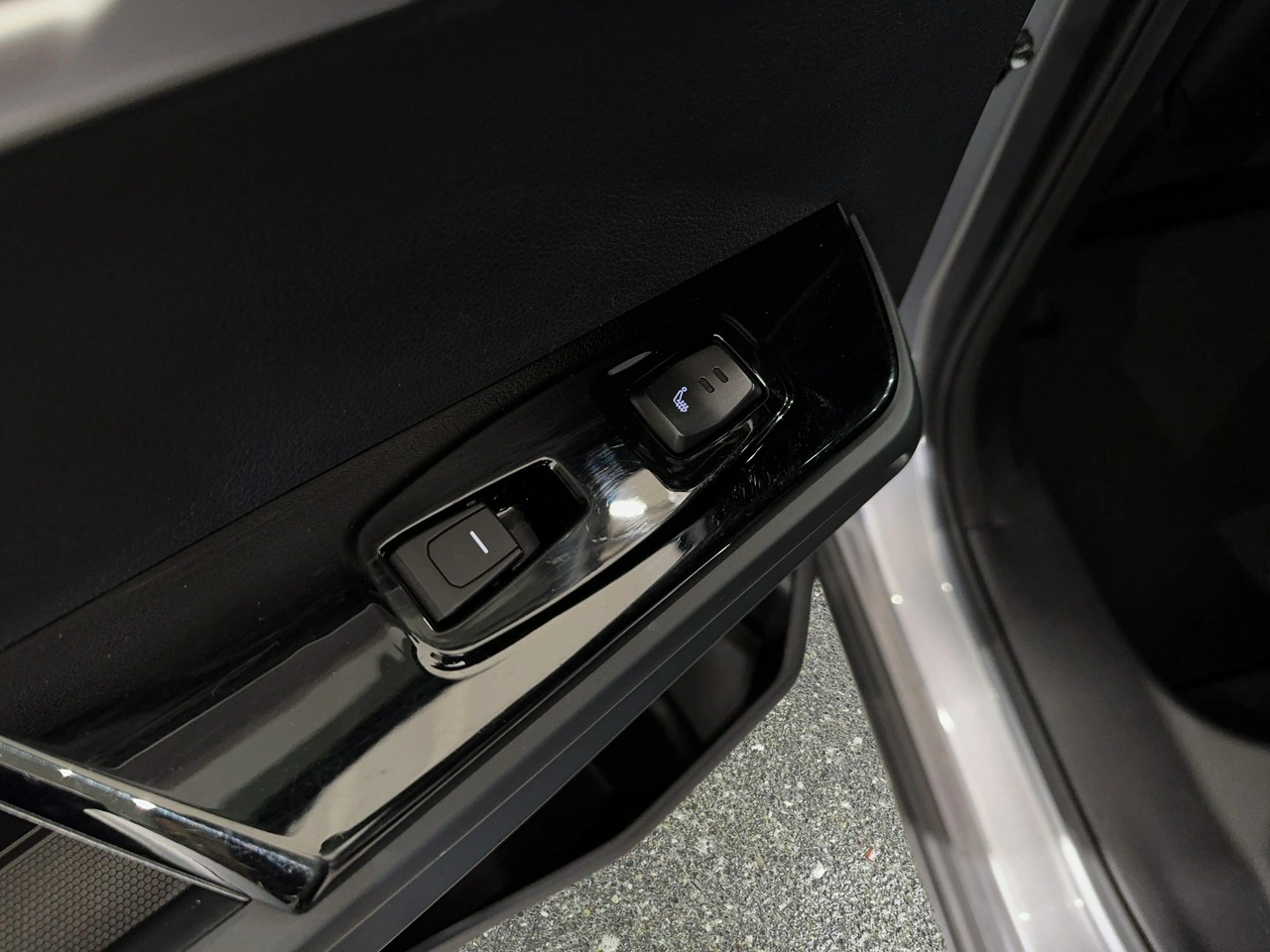 SsangYong/KGM Torres - Zdjęcie 30