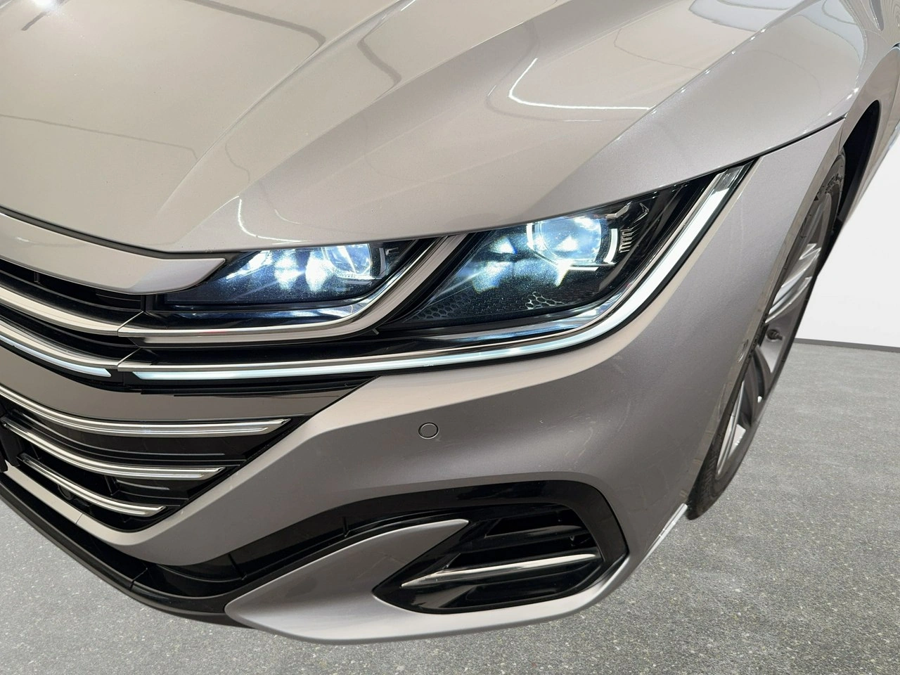 Volkswagen Arteon Shooting Brake - Zdjęcie 8