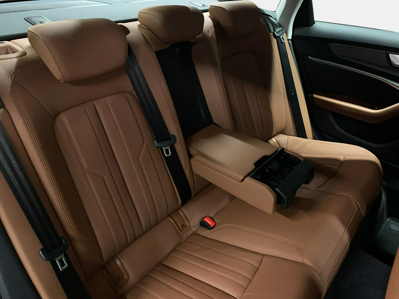 Audi A6 - Zdjęcie 15