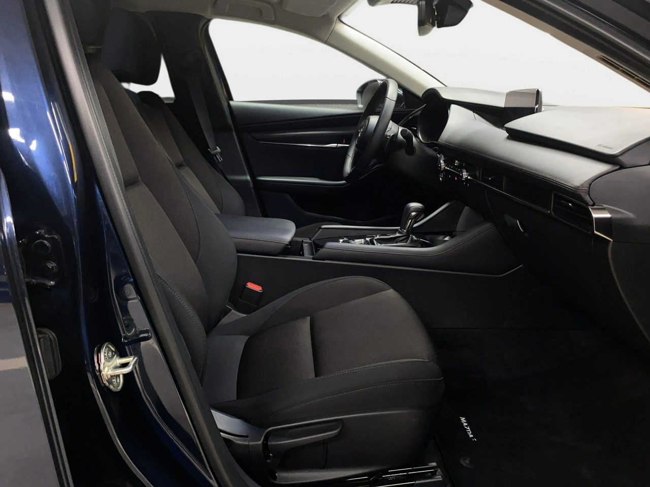 Mazda 3 - Zdjęcie 10