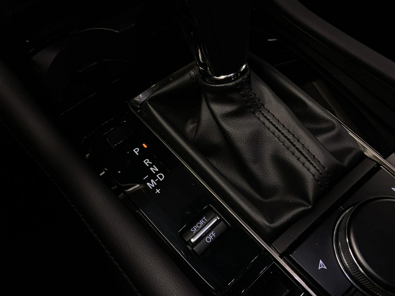 Mazda 3 - Zdjęcie 28