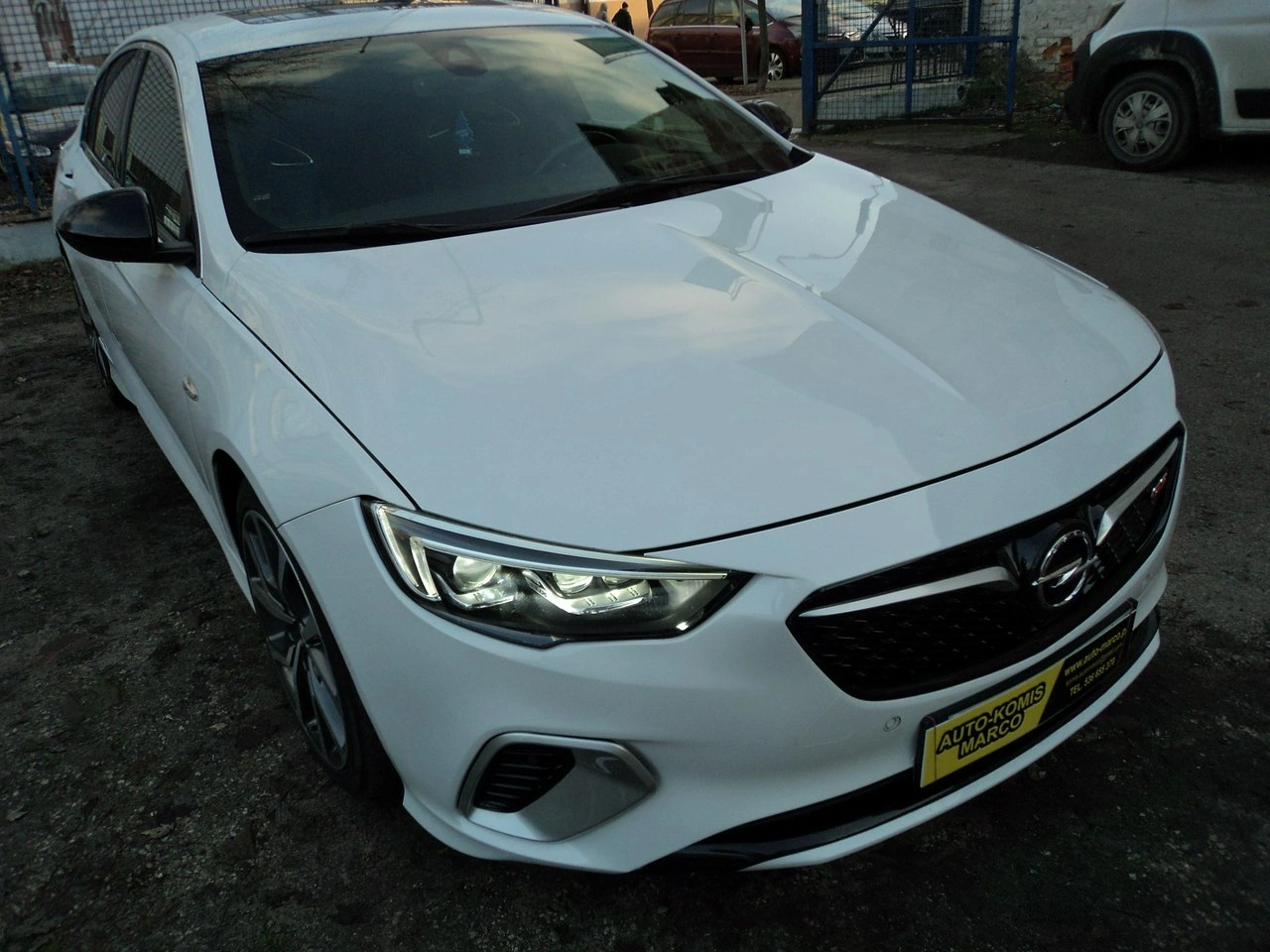 Opel Insignia - Zdjęcie 1