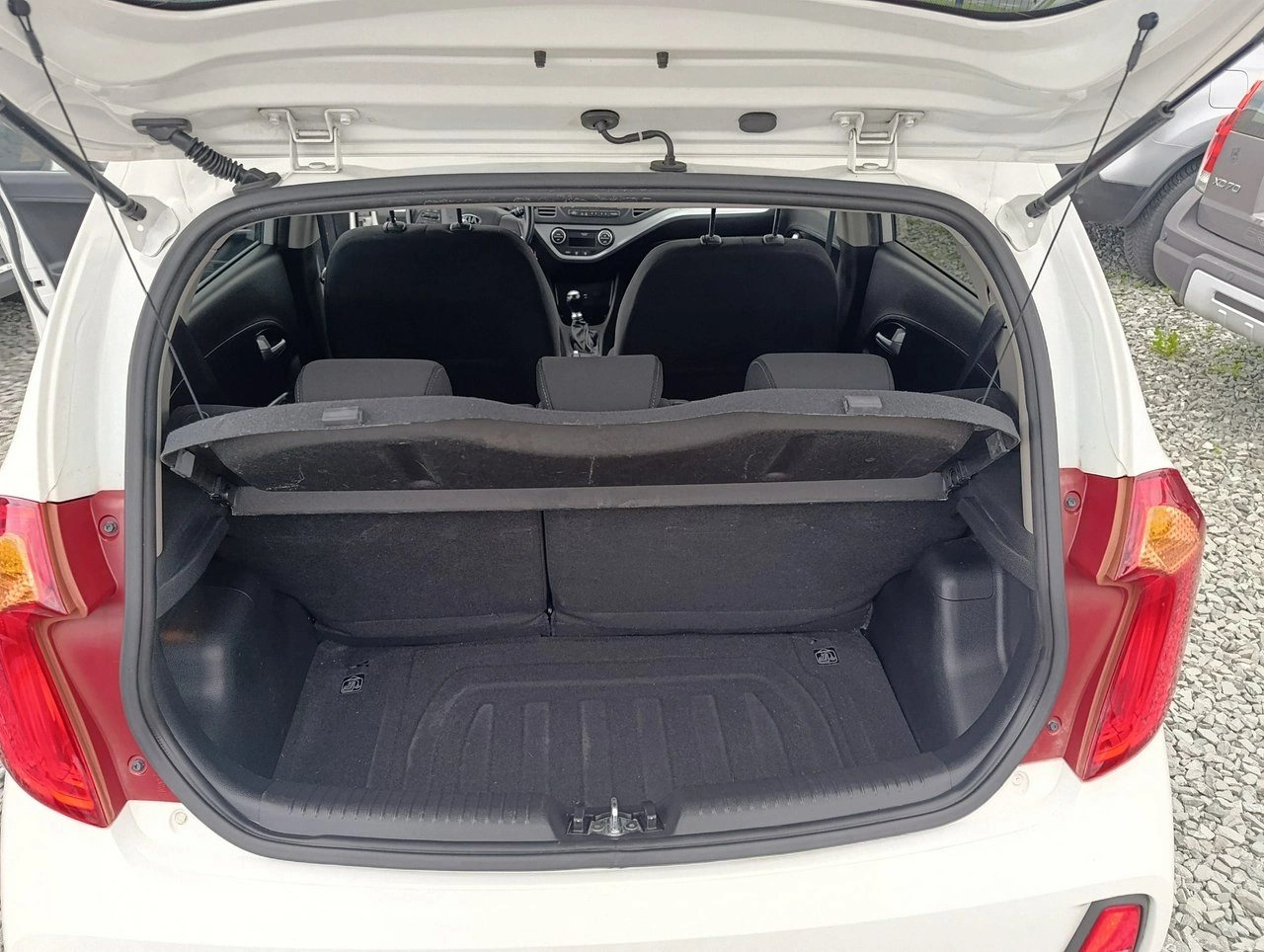 Kia Picanto - Zdjęcie 17
