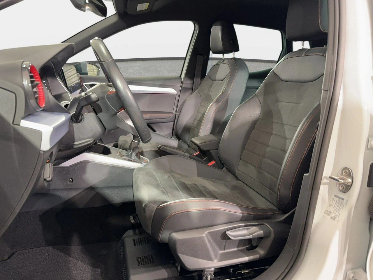Seat Arona - Zdjęcie 5