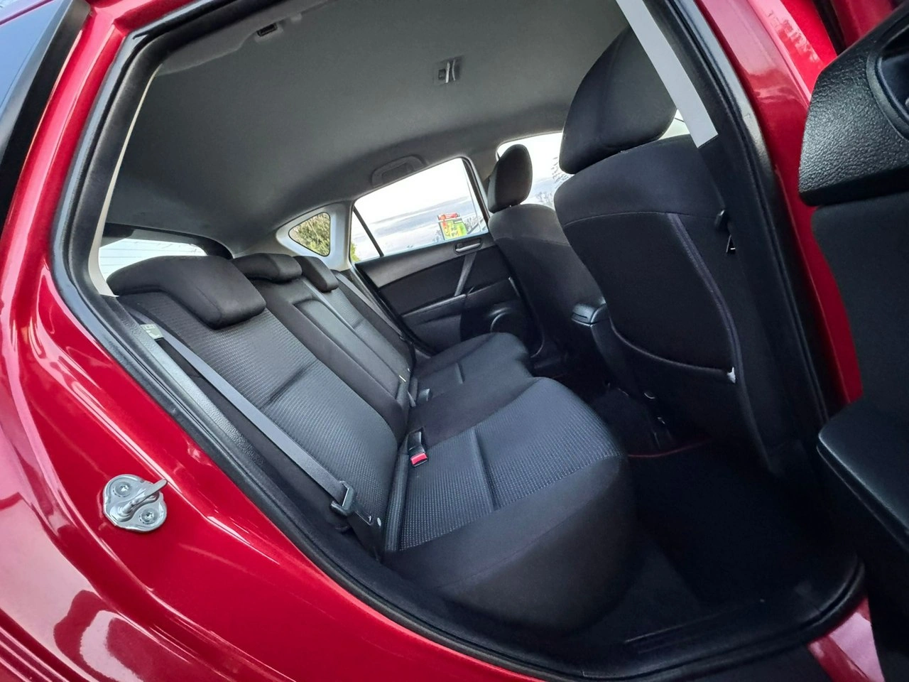 Mazda 3 - Zdjęcie 24
