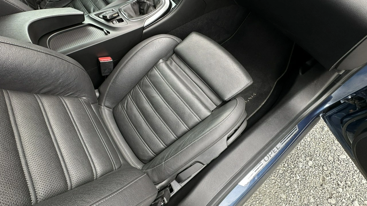 Opel Insignia Country Tourer - Zdjęcie 15
