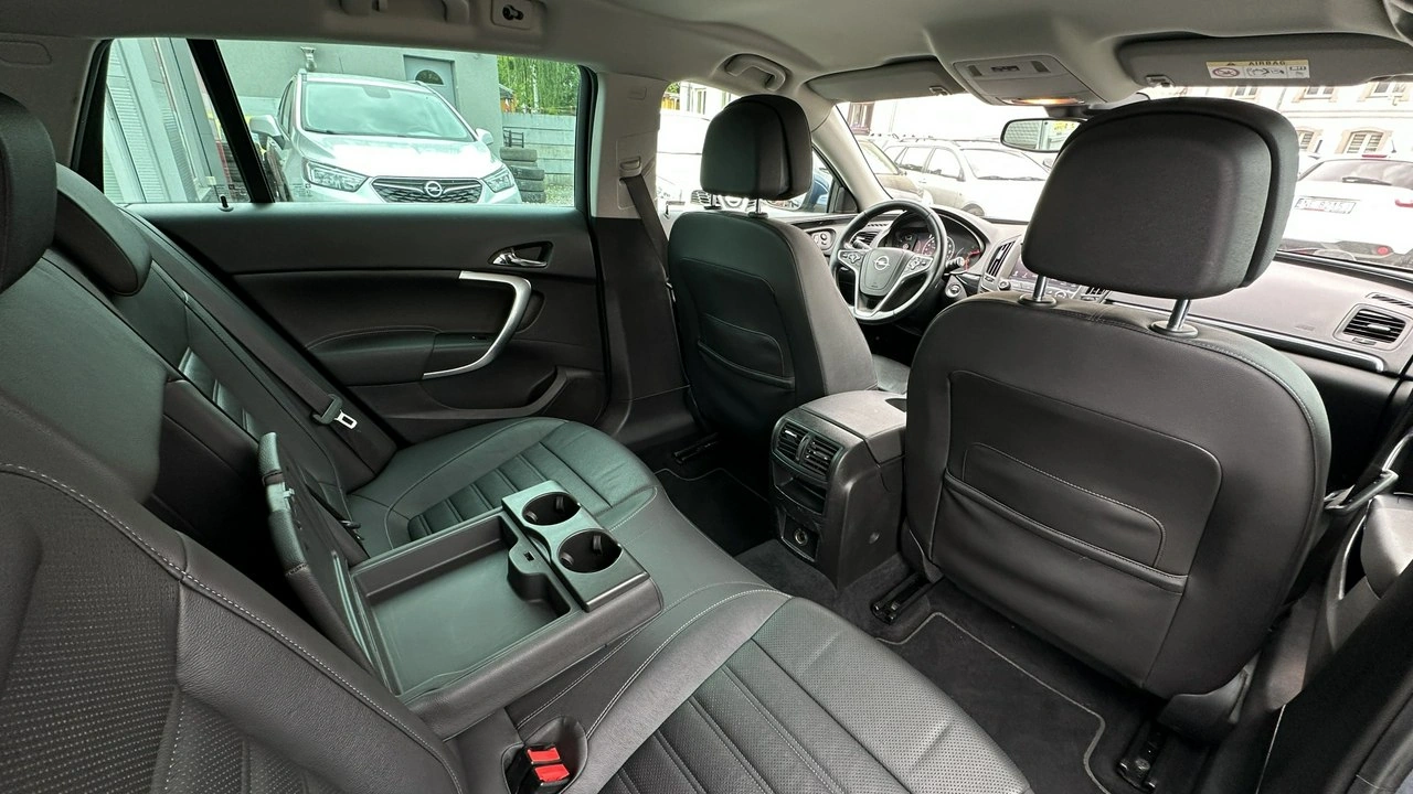 Opel Insignia Country Tourer - Zdjęcie 19