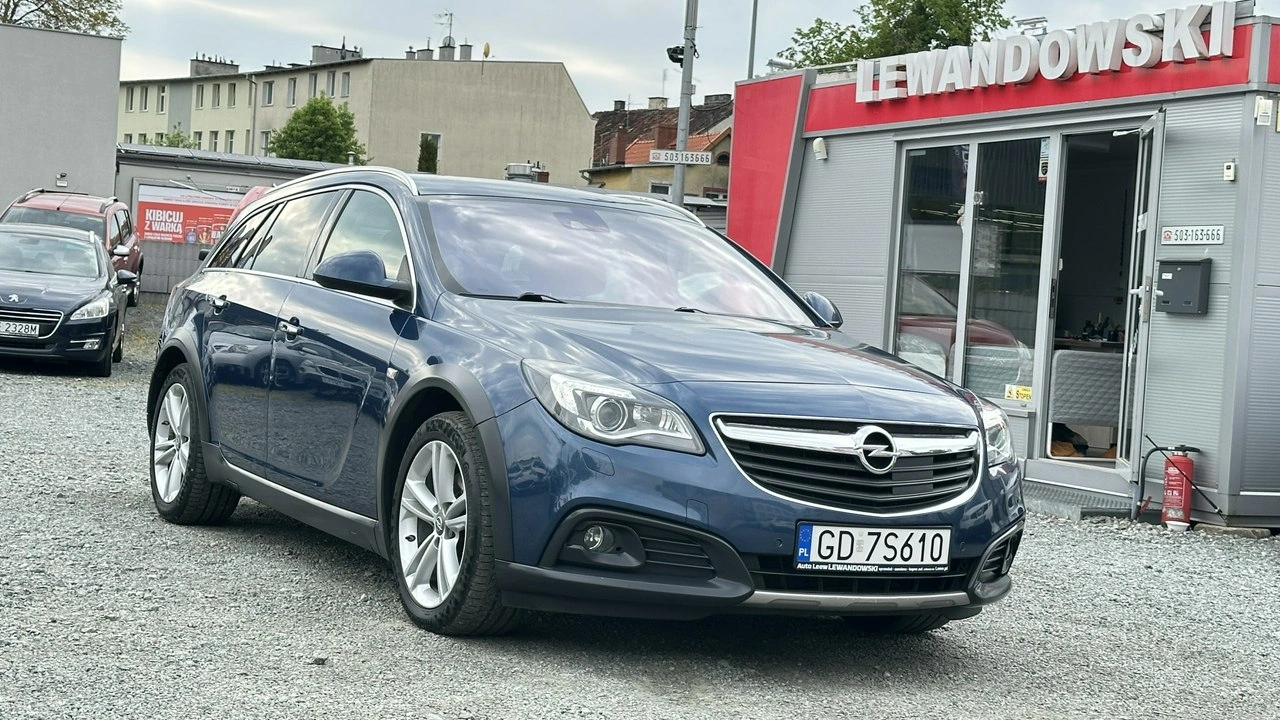 Opel Insignia Country Tourer - Główne zdjęcie
