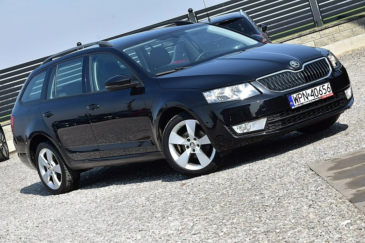 Skoda Octavia - Zdjęcie 14