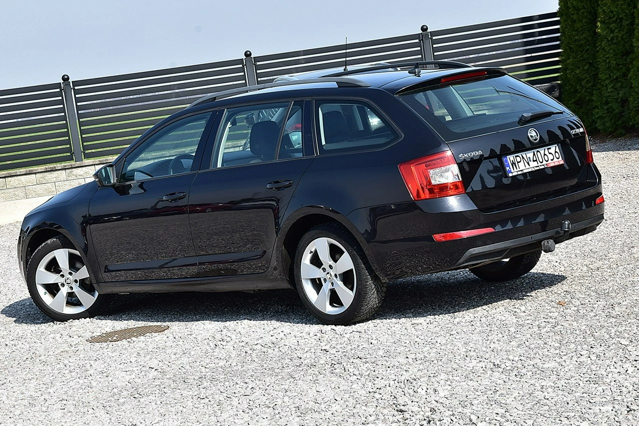 Skoda Octavia - Zdjęcie 19