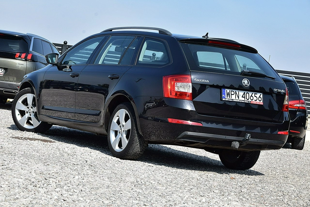 Skoda Octavia - Zdjęcie 21